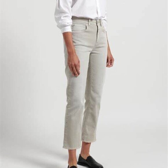 Closed Gloria High Rise Frayed Hem Jeans in Lama Size 27 - Picture 1 of 15